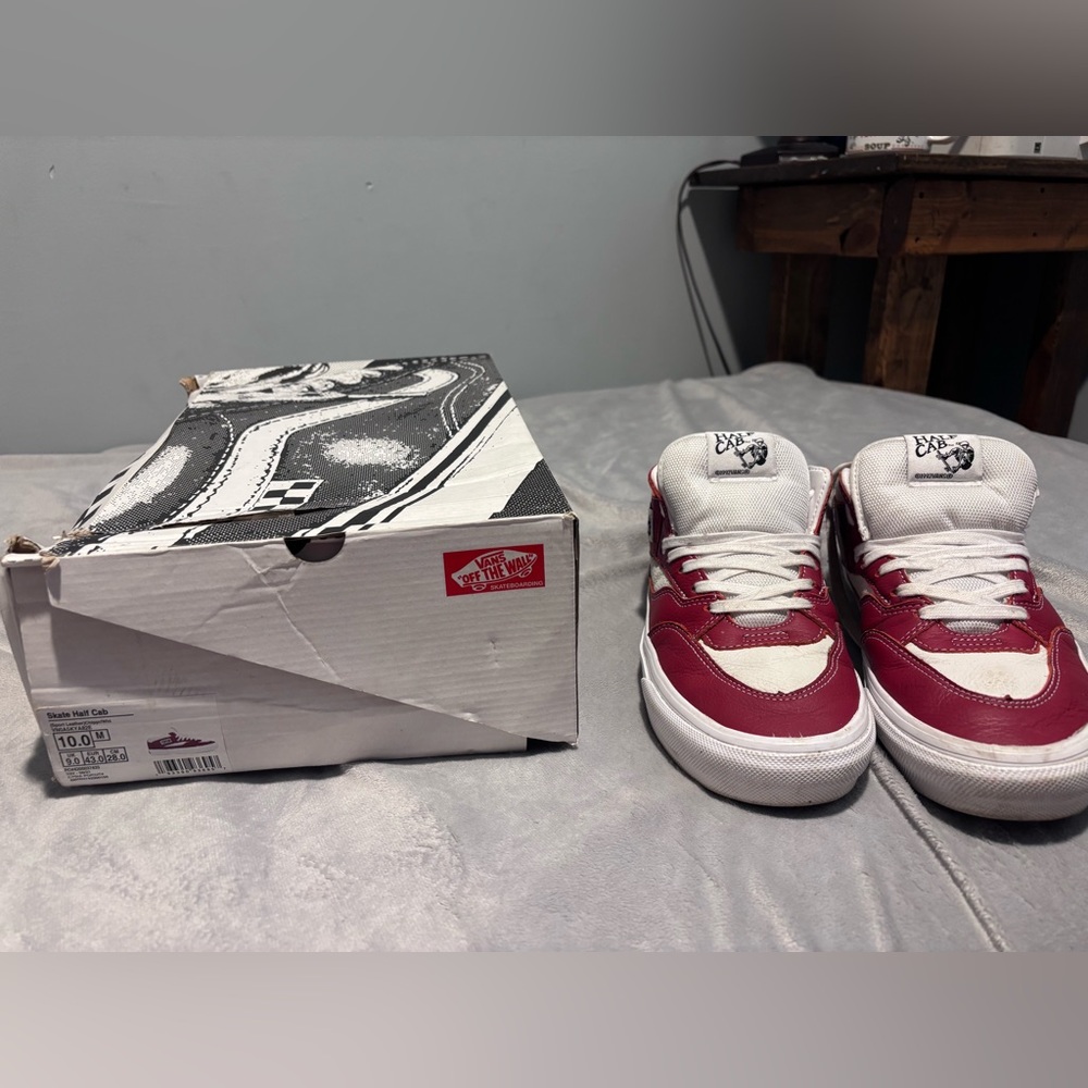 Vans Half Cab Red White Leather Skate Shoes Size 10 Men w/ Box – Great Condition